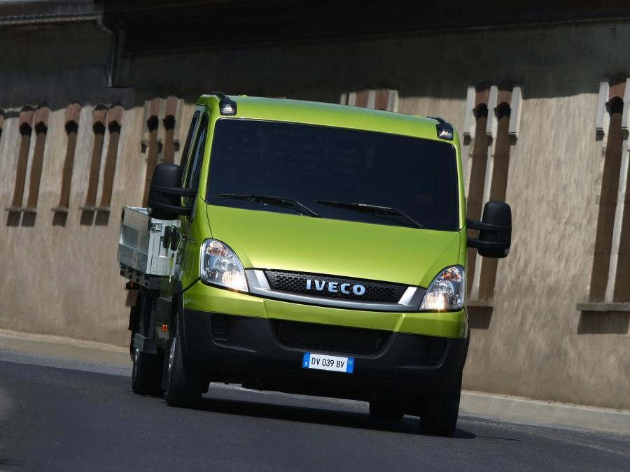  Iveco EcoDaily Crew Cab 2009 года  (фото 5 из 8)